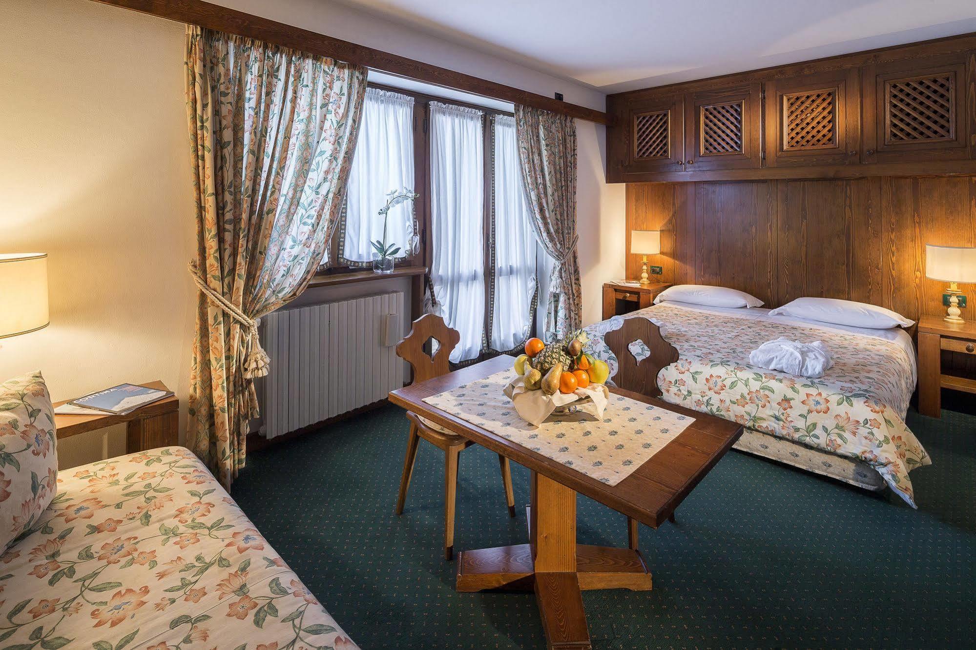 Hotel Lajadira & Spa Кортина-д'Ампеццо Экстерьер фото